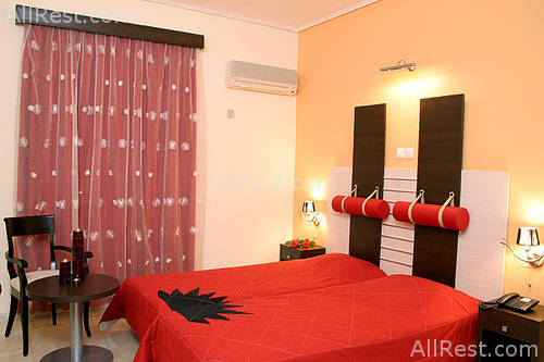 Ionis Art Hotel 6